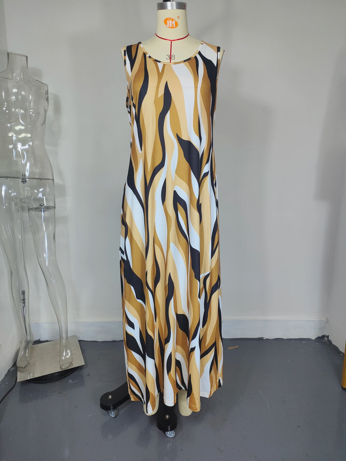 Plus size Europe and America cross-border women's summer new fashion printed round neck sleeveless long loose dress